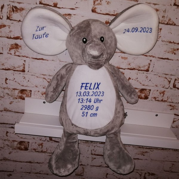 Elefant zur Taufe